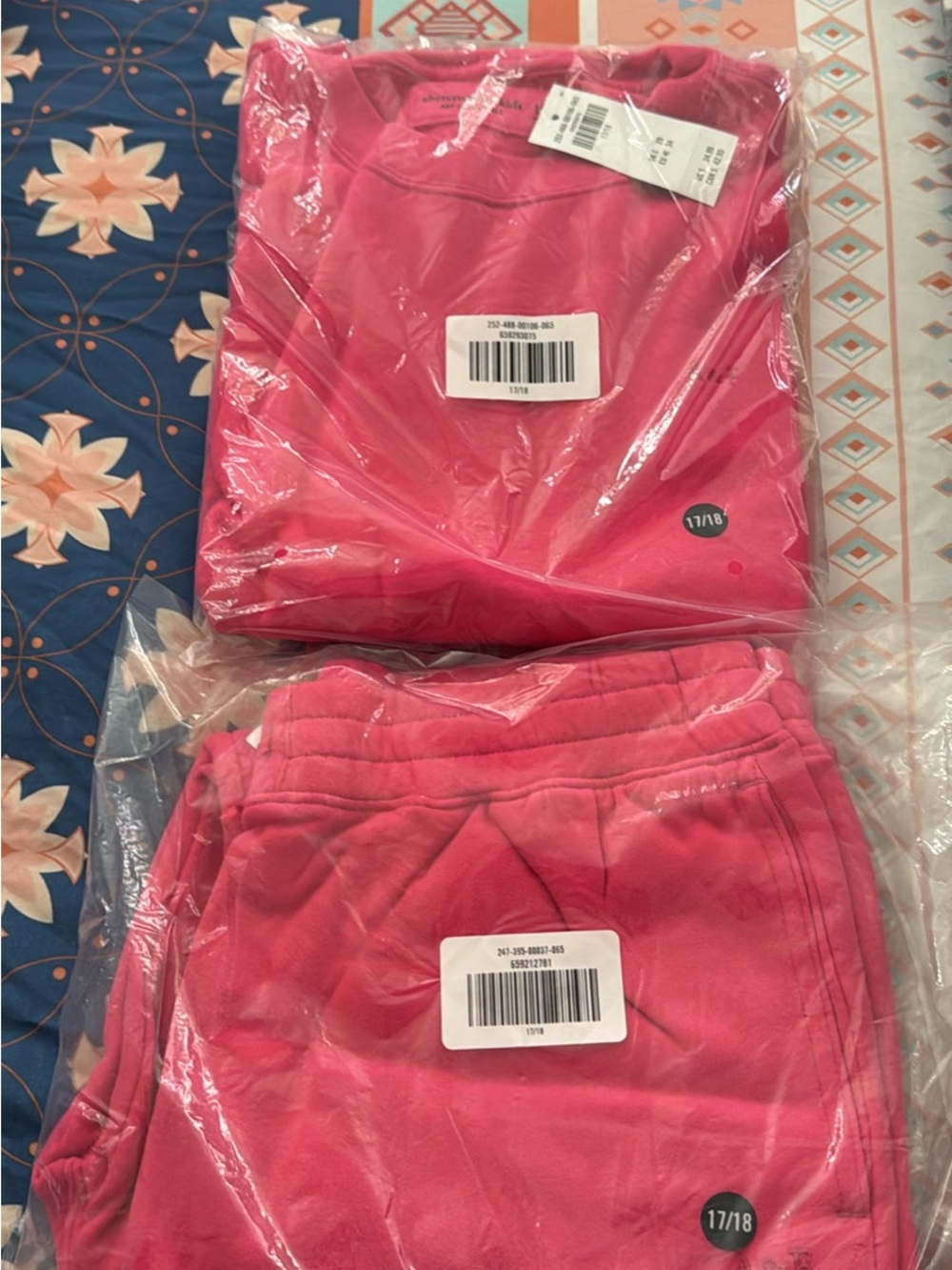 abercrombie kids Bright Pink Athletic Lounge set